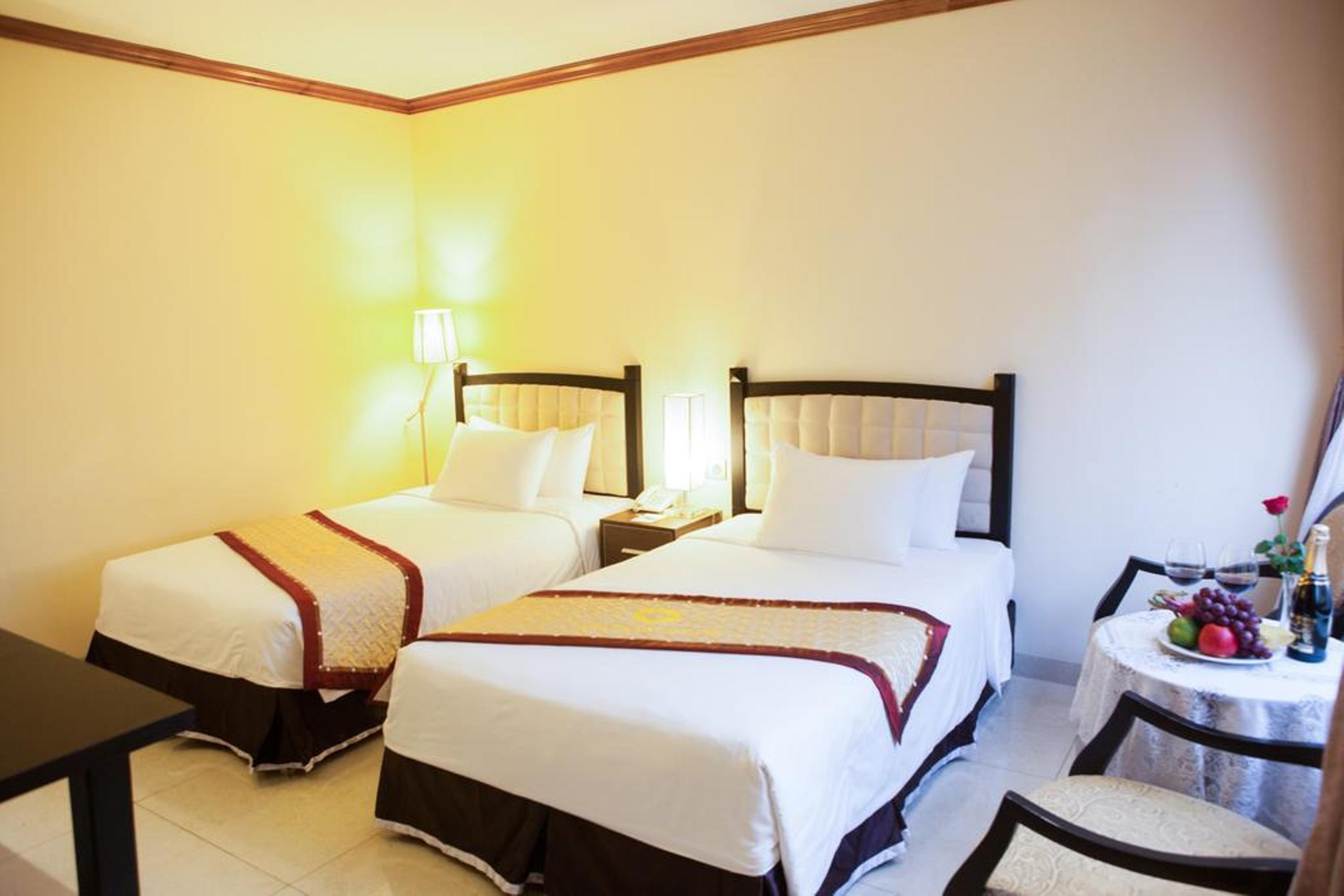The Pearl Hotel — Photos 1